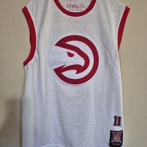 Atlanta Hawks Trae Young Ultra Game Jersey White Men’s Large. Embroidered Front